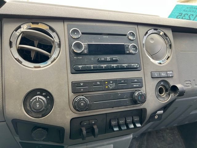 2012 Ford Super Duty F-350 SRW XL