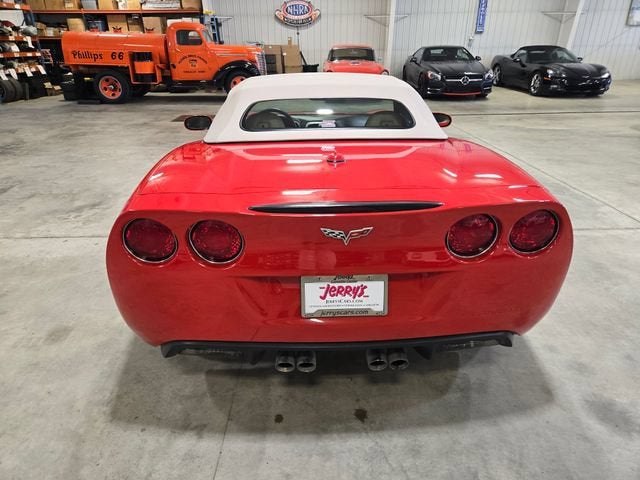 2005 Chevrolet Corvette BASE