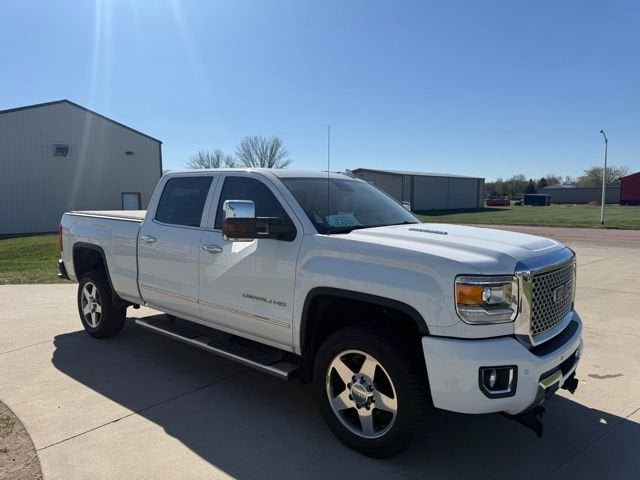 2015 GMC Sierra 2500 HD Denali