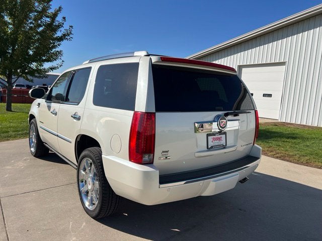 2011 Cadillac Escalade Premium