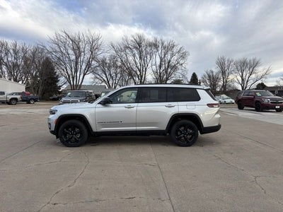 2023 Jeep Grand Cherokee L Altitude