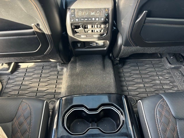 2023 Jeep Grand Cherokee L Summit