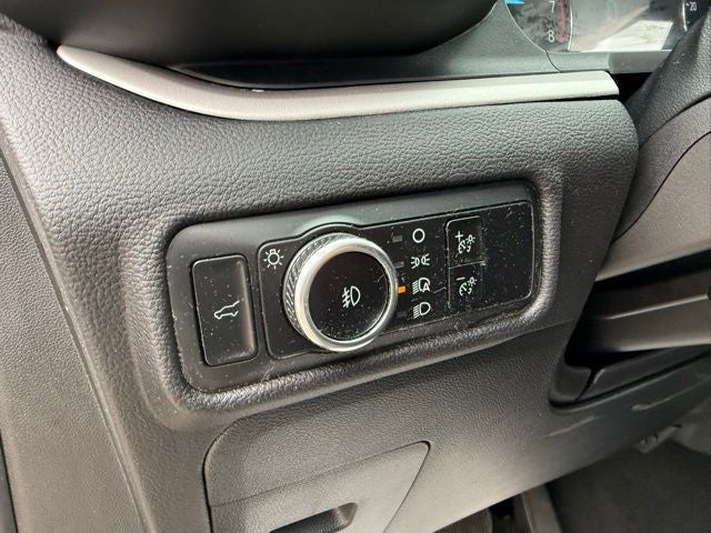 2023 Ford Explorer XLT 202A