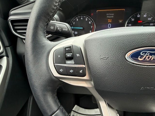 2023 Ford Explorer XLT 202A