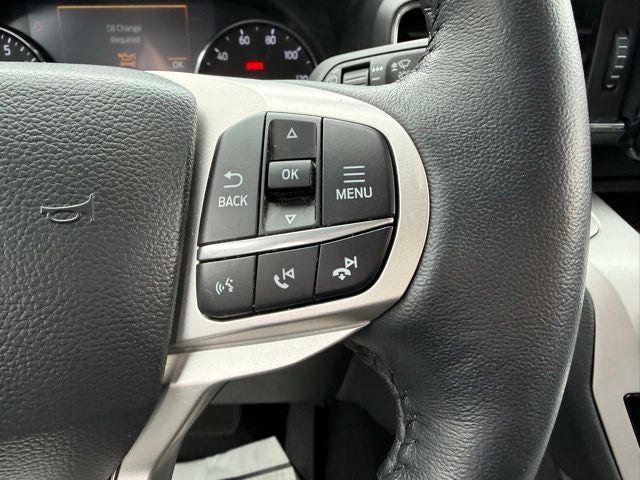 2023 Ford Explorer XLT 202A