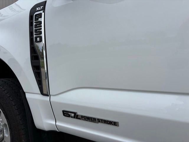 2024 Ford F-250SD XLT