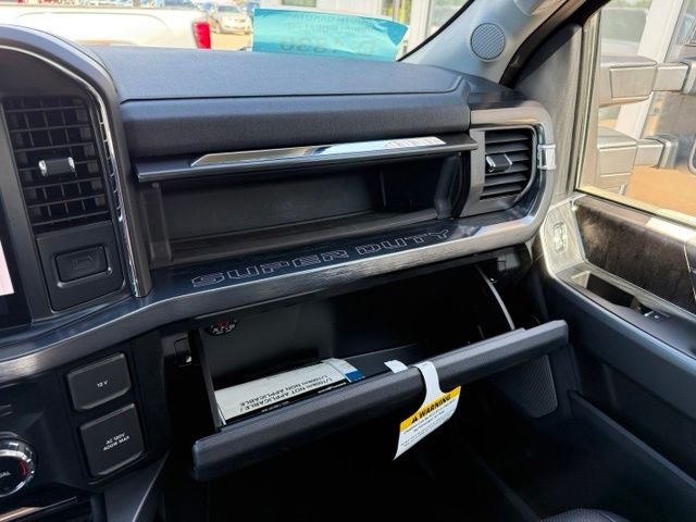 2025 Ford F-350SD Lariat