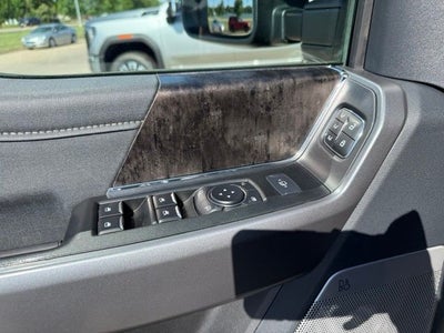 2025 Ford F-350SD Lariat