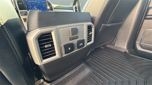 2022 Ford F-350SD Lariat