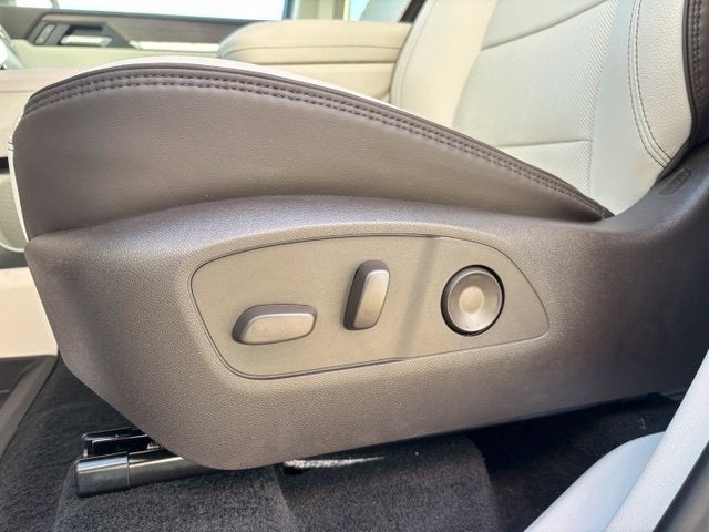 2027 GMC Acadia Denali