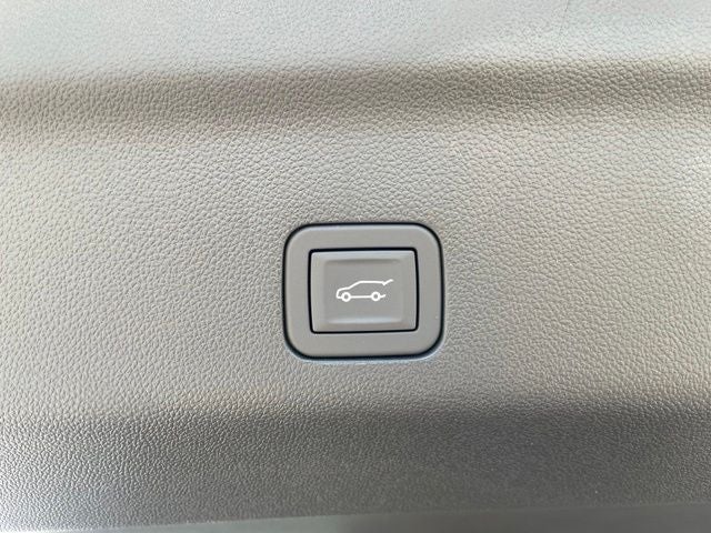 2026 GMC Yukon Denali - Photo 20
