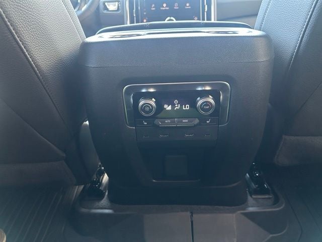 2026 GMC Yukon XL Denali - Photo 14