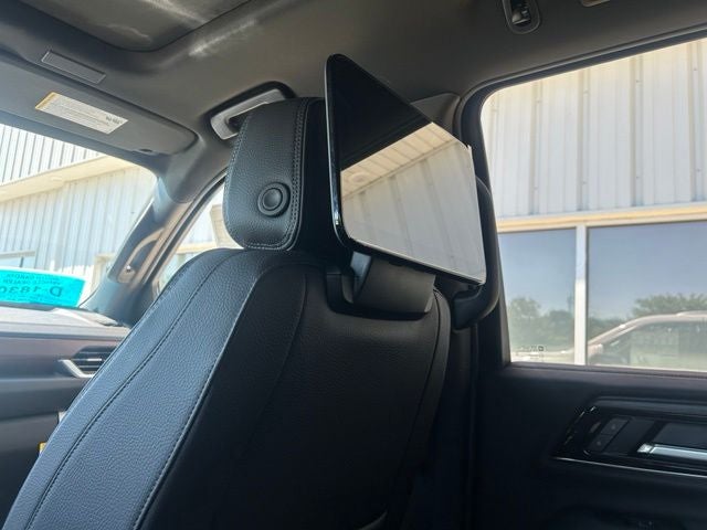 2026 GMC Yukon XL Denali - Photo 15