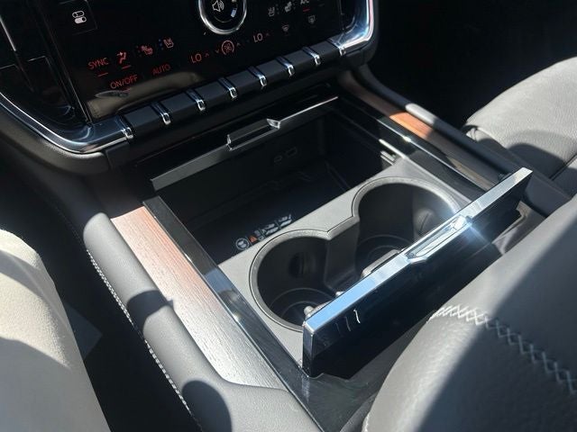 2026 GMC Yukon XL Denali - Photo 9