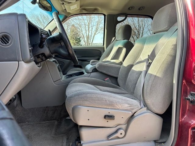 2003 Chevrolet Tahoe LS