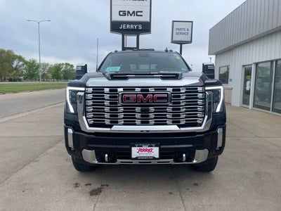 2025 GMC Sierra 2500HD Denali