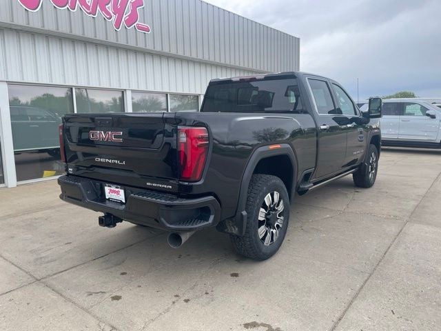 2025 GMC Sierra 2500HD Denali