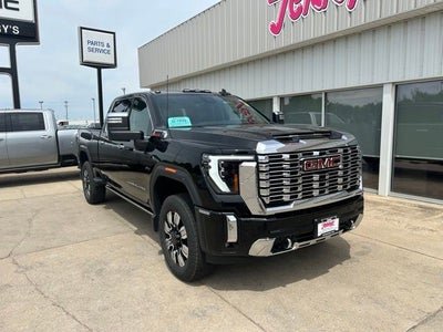 2025 GMC Sierra 2500HD Denali