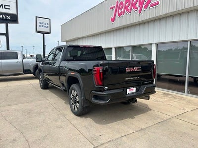 2025 GMC Sierra 2500HD Denali