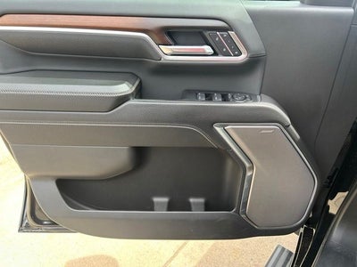 2025 GMC Sierra 2500HD Denali