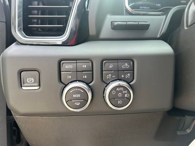 2025 GMC Sierra 2500HD Denali