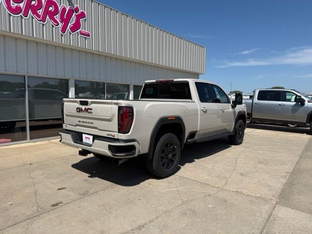 2026 GMC Sierra 2500HD AT4