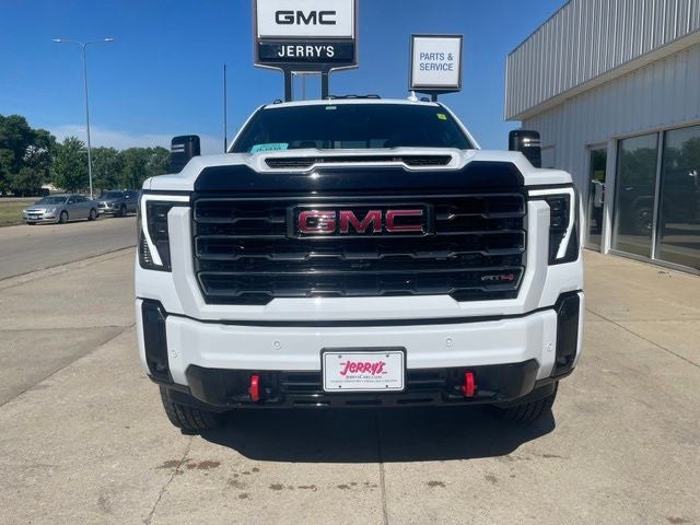 2025 GMC Sierra 2500HD AT4