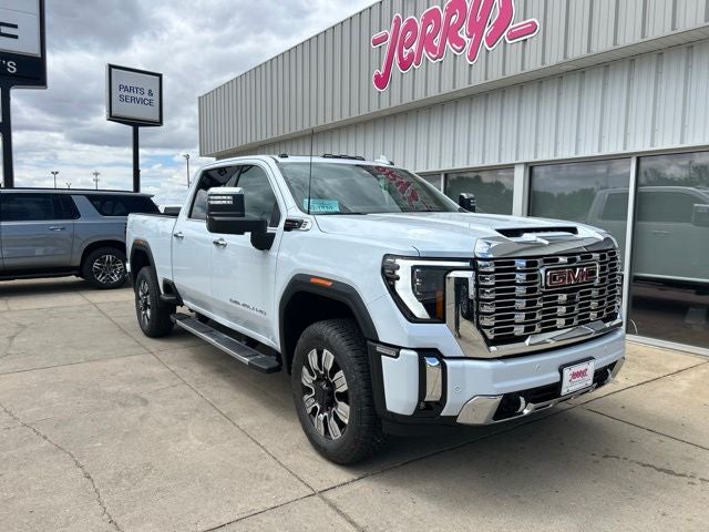 2026 GMC Sierra 2500HD Denali