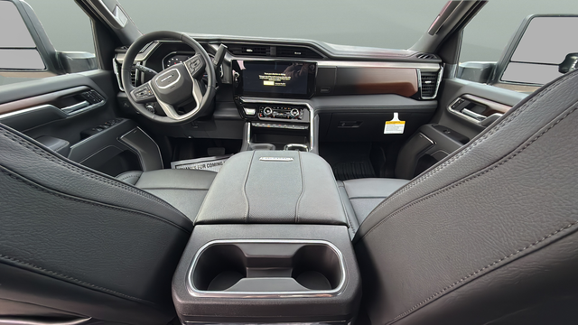 2026 GMC Sierra 2500HD Denali