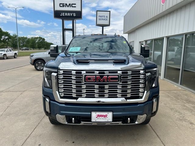 2026 GMC Sierra 3500HD Denali