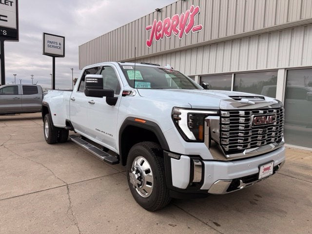 2026 GMC Sierra 3500HD Denali