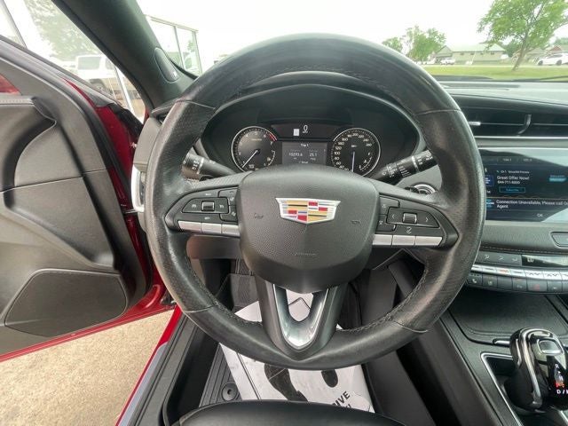 2023 Cadillac XT4 Sport