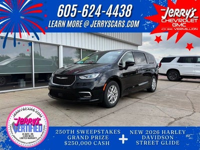 2025 Chrysler Pacifica Select