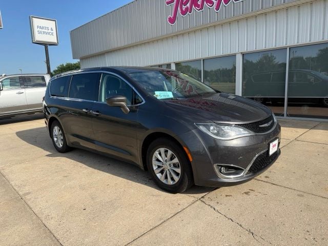 2018 Chrysler Pacifica Touring Plus