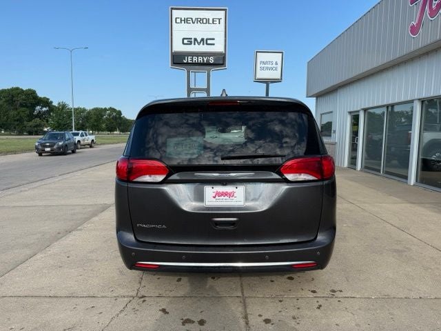 2018 Chrysler Pacifica Touring Plus