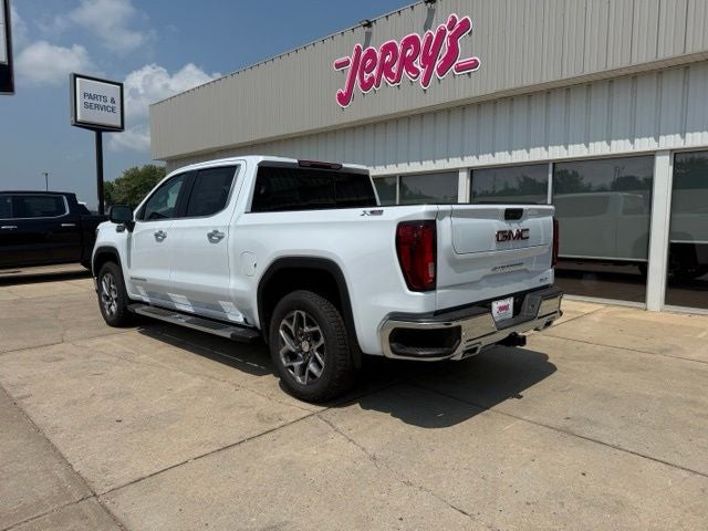 2026 GMC Sierra 1500 SLT - Photo 13