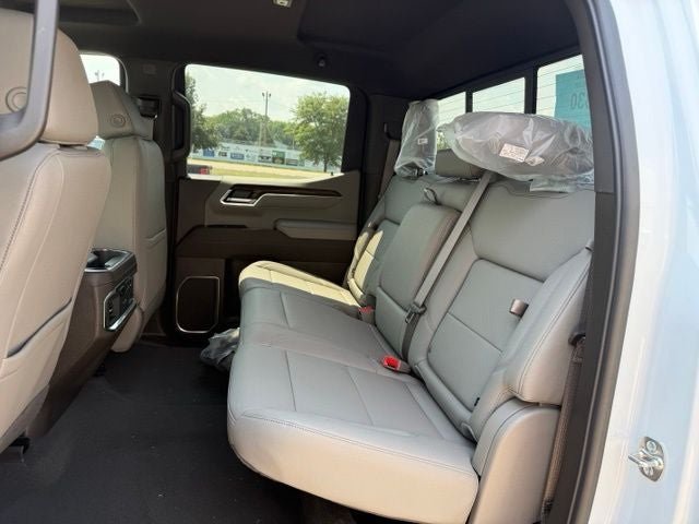 2026 GMC Sierra 1500 SLT - Photo 8