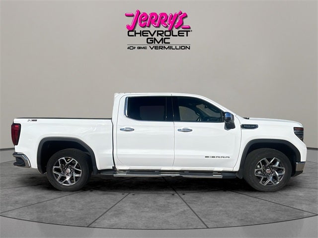 2022 GMC Sierra 1500 SLT