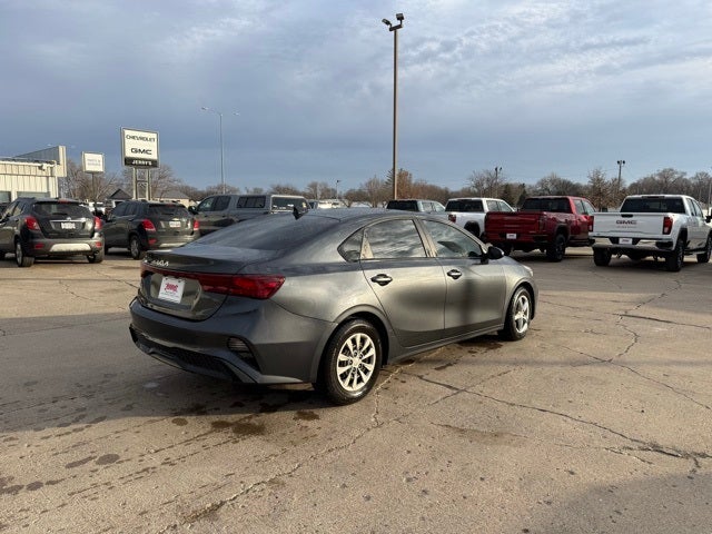 2023 Kia Forte LX