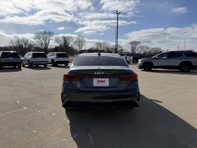 2023 Kia Forte LX