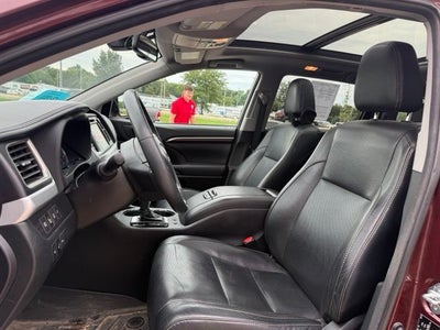 2016 Toyota Highlander Limited Platinum V6