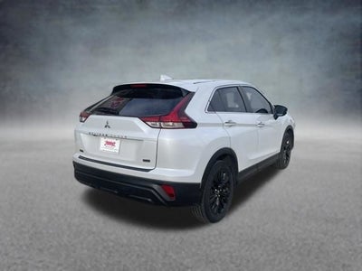 2022 Mitsubishi Eclipse Cross LE