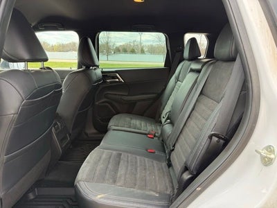 2023 Mitsubishi Outlander SE Black Edition