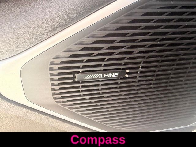2025 Jeep Wagoneer Base