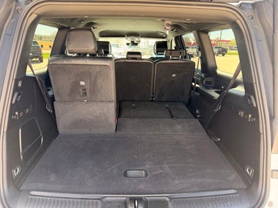2025 Jeep Wagoneer Base