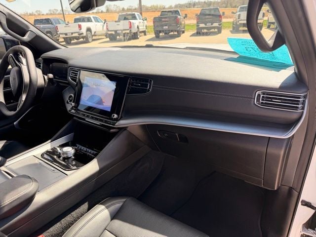 2025 Jeep Wagoneer Base
