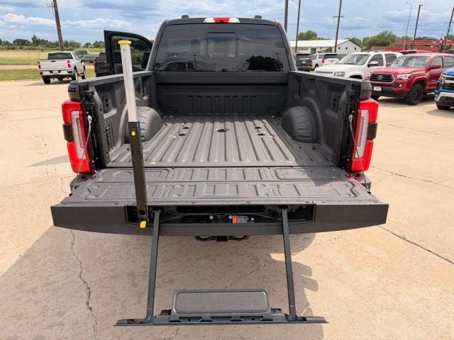 2025 Ford F-250SD Platinum 6 3/4 Ft Box