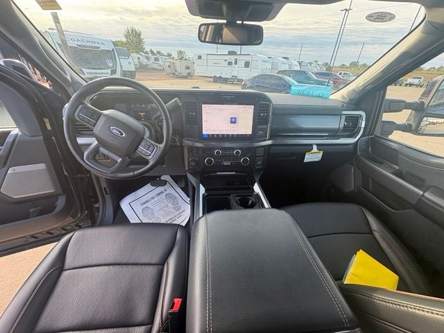 2025 Ford F-350SD Lariat