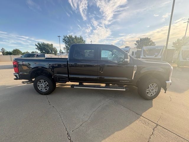 2025 Ford F-350SD Lariat