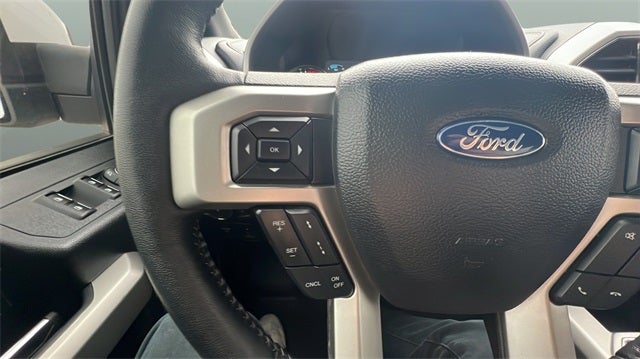 2020 Ford F-150 Lariat 5 1/2 Ft Box